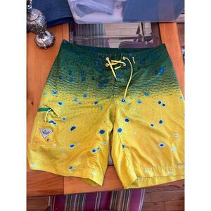 Columbia Men's Dorado Fish Scale PFG Offshore Board Shorts Yellow Green Size 38